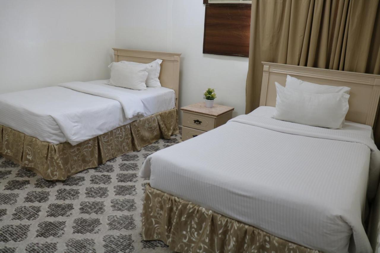 Al Farhan Hotel Suites Riad Exterior foto